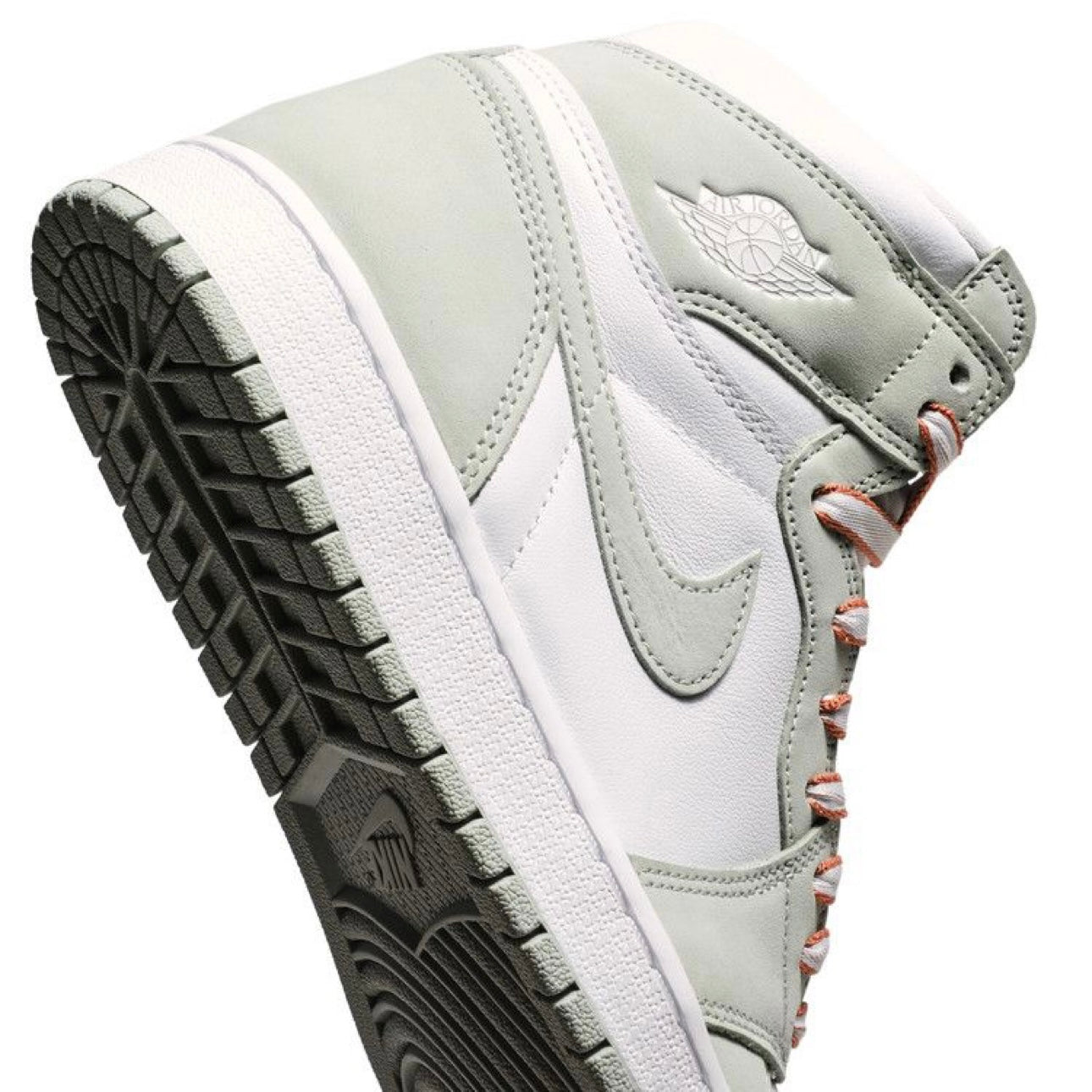 Air Jordan 1 Retro High 'Seafoam' (W)