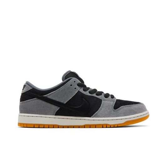 Nike SB Dunk Low 'Smoke Grey'