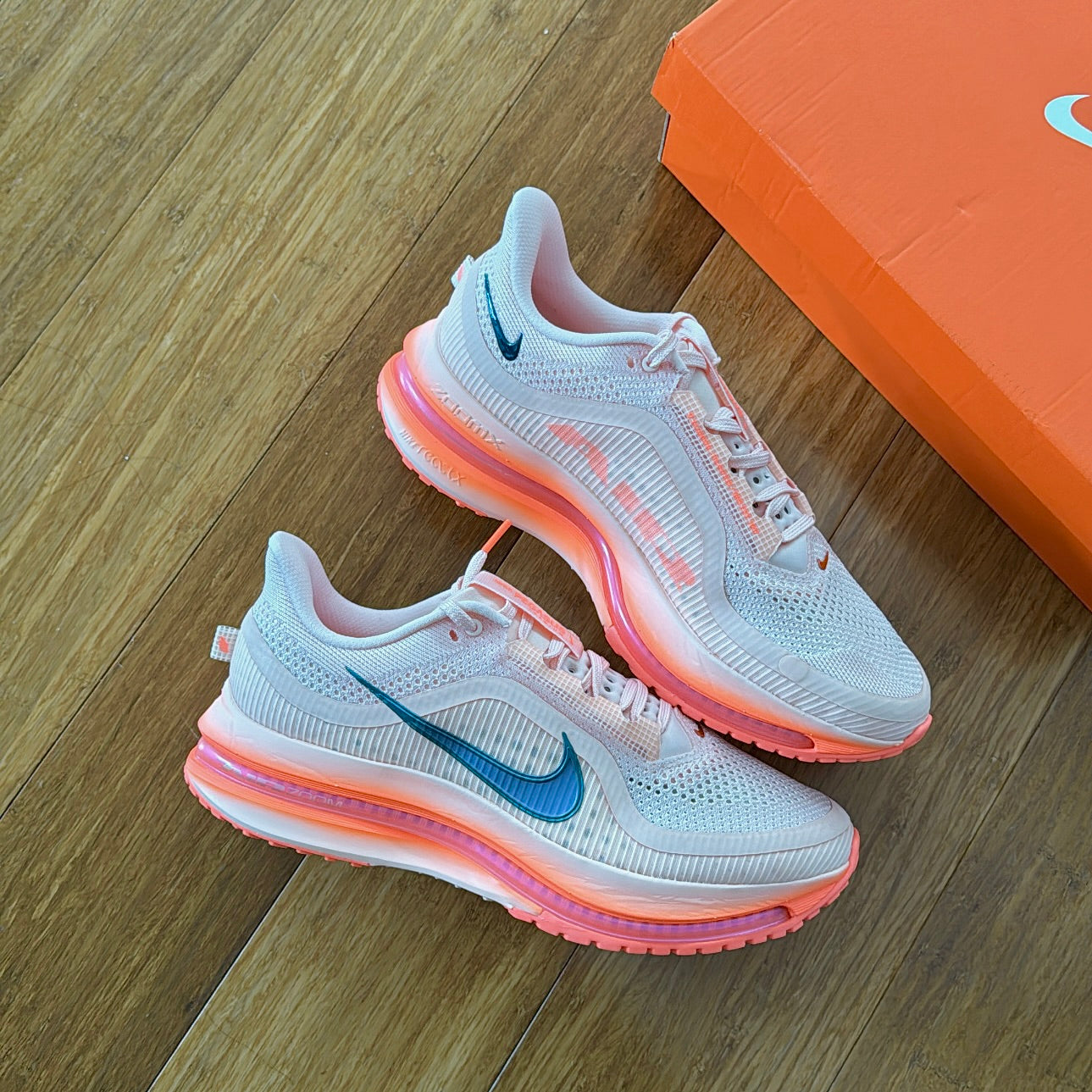 NIke Pegasus Premium 'Washed Coral'