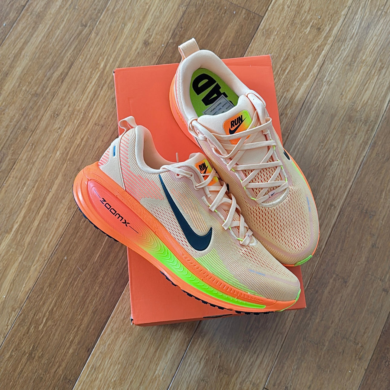 Nike Vomero 18 'Orange Chalk'